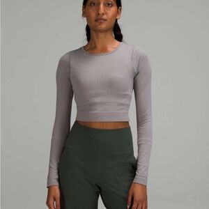 Gray Ribbed Long Sleeve Crop Top